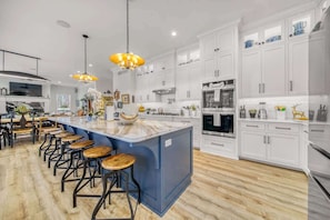 Fridge, microwave, oven, stovetop - Pier Cove Estate - Pool, Pickleball, Hot Tub, Firepit - Sleeps up to 23 (Fennville)
