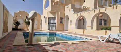 Alberca al aire libre