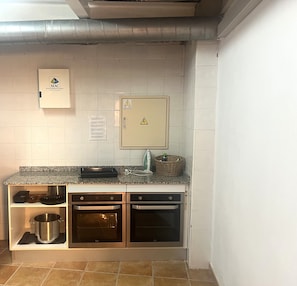 Microwave, oven, stovetop