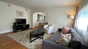 Téléviseur connecté, bureau