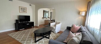 Prime Spot Stay–Simple Comfort, Perfect Location