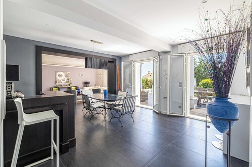 A/c Villa 8br/15p With Pool & Tennis - Antibes