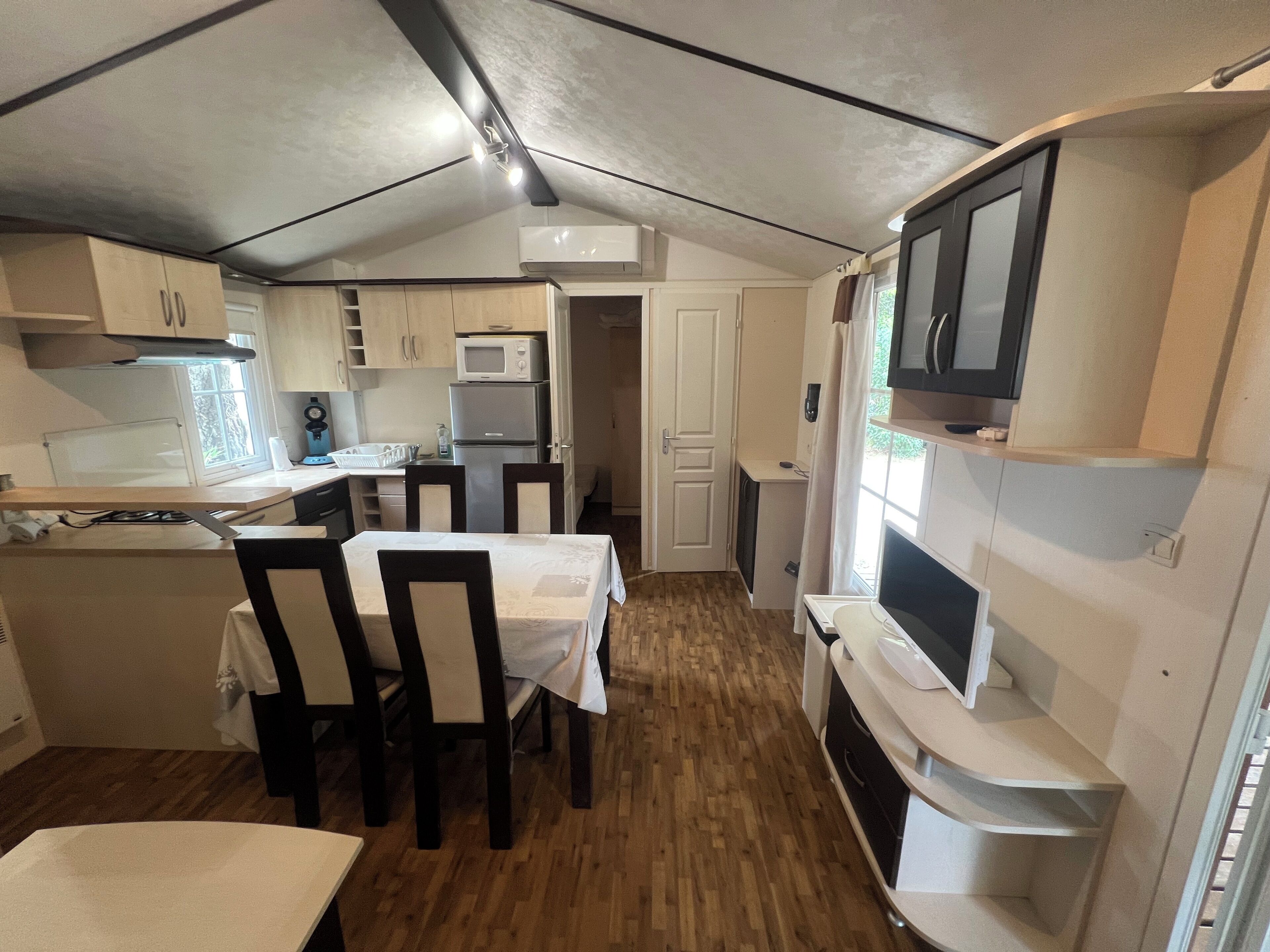 微波炉、烤箱、炉灶