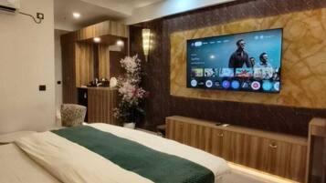 1 Schlafzimmer, Bügeleisen/Bügelbrett, Internetzugang