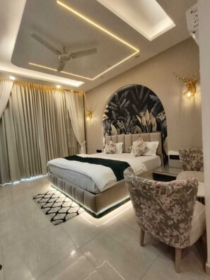 1 bedroom, iron/ironing board, internet