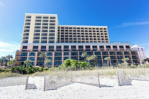 Exterior - Beachfront Resort/Fantastic views/Three Beds Cozy 1-bedroom in Great Resort (Myrtle Beach)