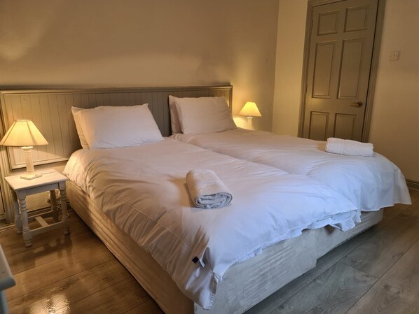 3 Schlafzimmer, kostenloses WLAN, Bettwäsche