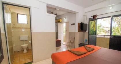 Hotel Travellers Inn Goa