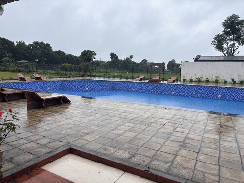 Corbett Wildernest Resort