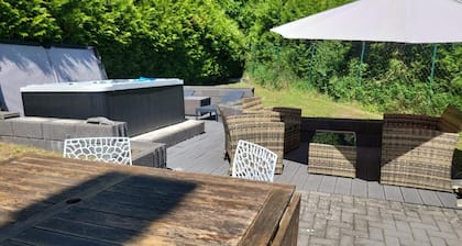 Chalet house at Lake Diefenbach