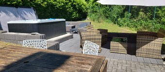Chalet house at Lake Diefenbach