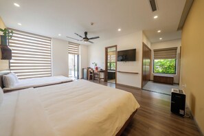 Family Double Room, City View | Desk, iron/ironing board, free WiFi, bed sheets - Navilla Hue Homestay (Phu Xuan)