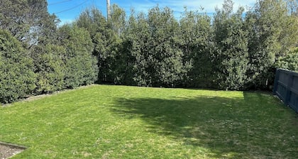 Southern Alps on your doorstep! Cozy, quiet private home in a friendly community