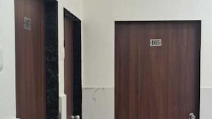 Uklassifisert bilde, 2 av 12, knapp