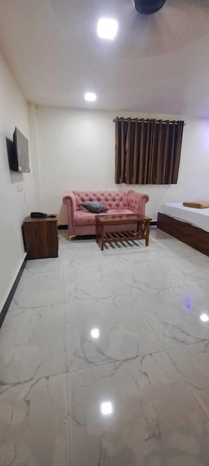 Quarto casal, vista para a cidade | Wi-Fi de cortesia