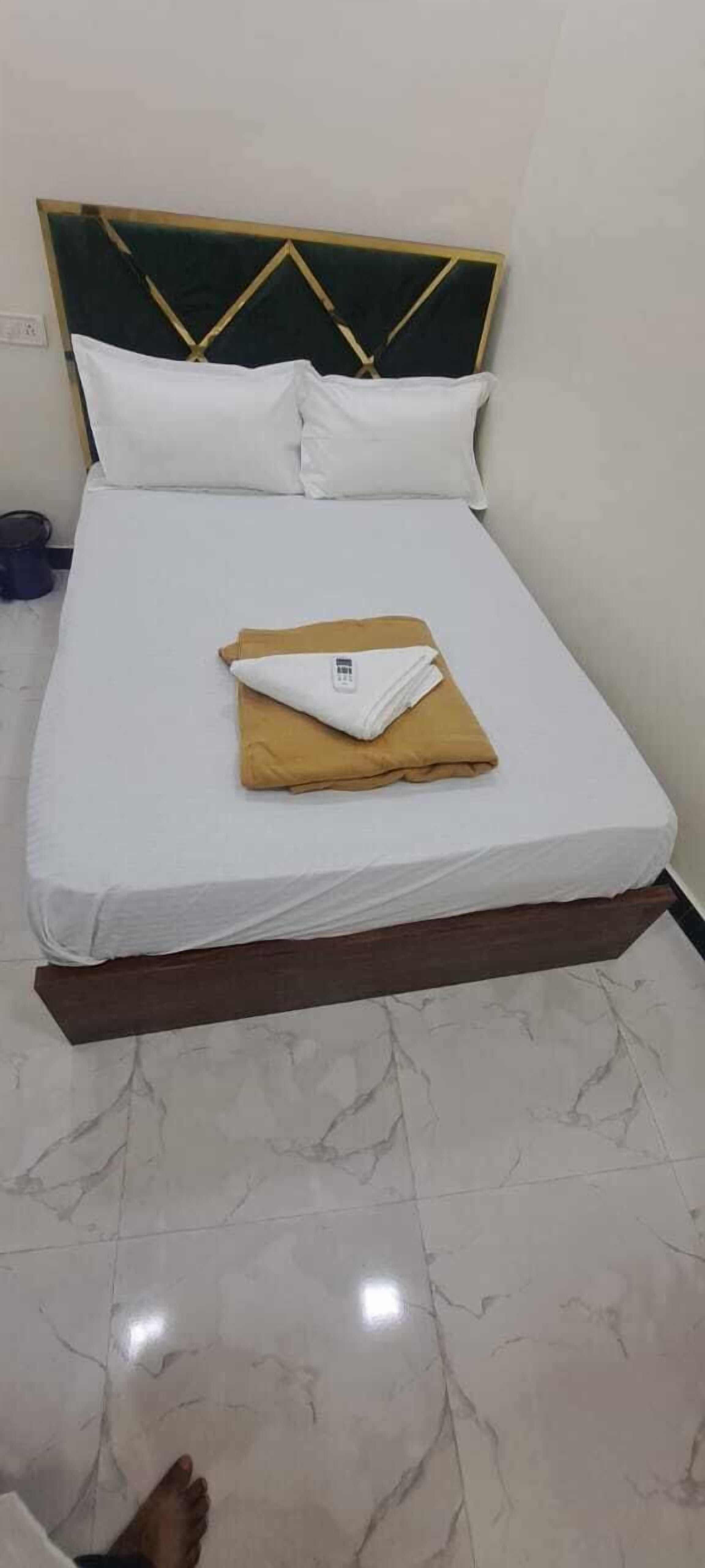 Chambre Double, vue ville