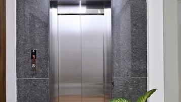 電梯