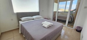 4 Schlafzimmer, Bügeleisen/Bügelbrett, WLAN, Bettwäsche