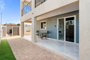 Terrace/patio - 2BR Aruba Comfort Retreat w/ Pool, BBQ & Gated! (Oranjestad)