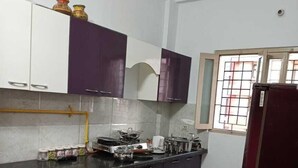 مساحة عمل للكمبيوتر المحمول وواي فاي مجانًا
