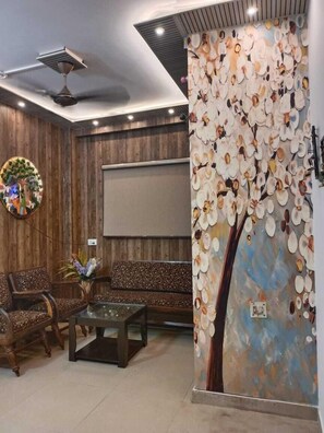 Deluxe Double Room, Balcony, City View | Laptop workspace, free WiFi