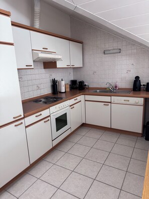 Private kitchen - Apartment Auszeit (Ulrichstein)