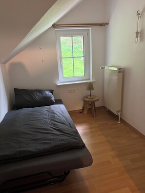 2 Schlafzimmer, Internetzugang, Bettwäsche