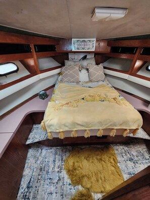 2 多间卧室、上网接入、床单