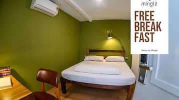 Free WiFi, bed sheets