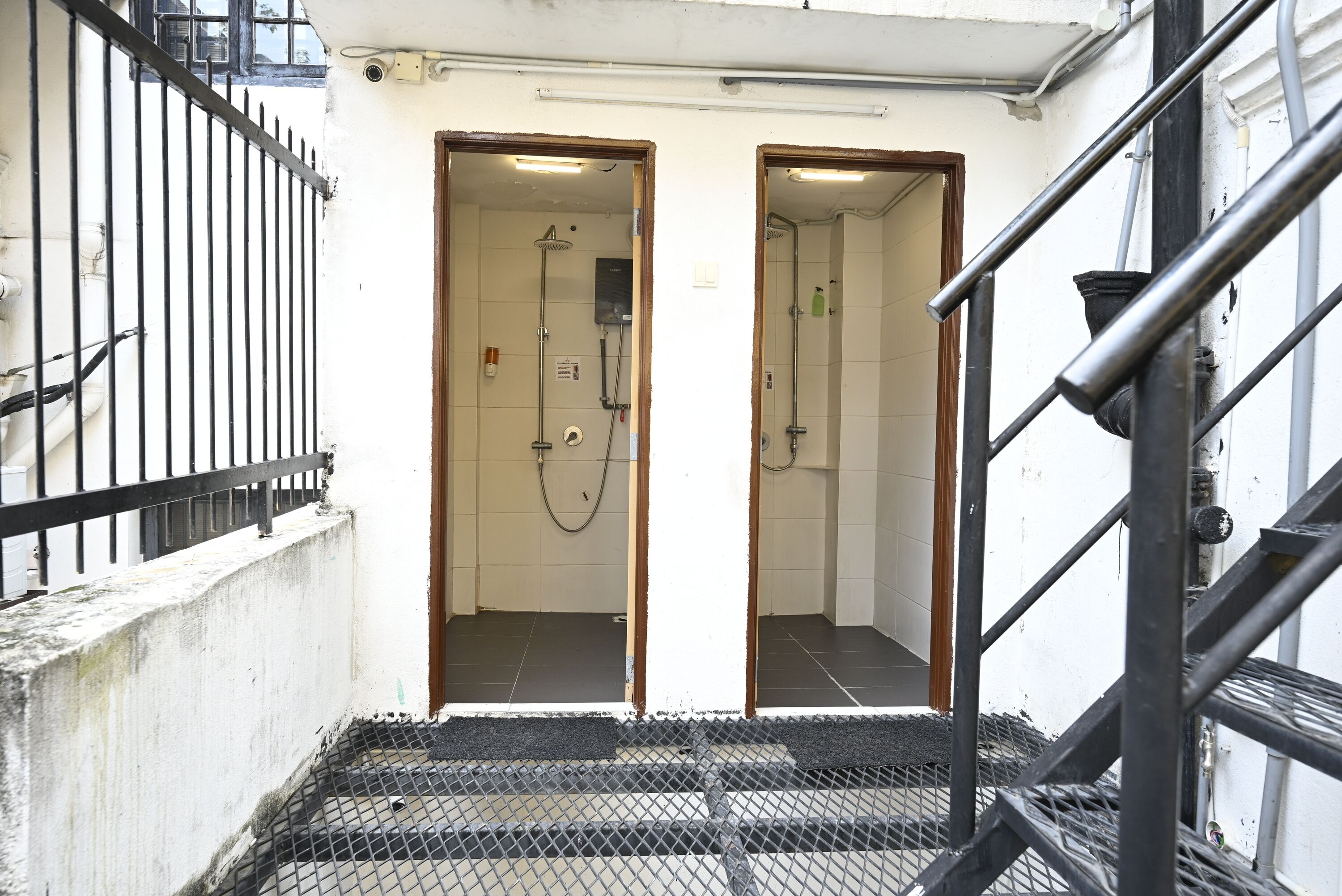 Kamar Triple Deluks, kamar mandi umum | Kamar mandi | Shower