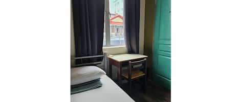 Habitación estándar doble | Wifi gratis y ropa de cama