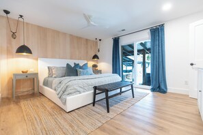 3 Schlafzimmer, Schreibtisch, Bügeleisen/Bügelbrett, kostenloses WLAN