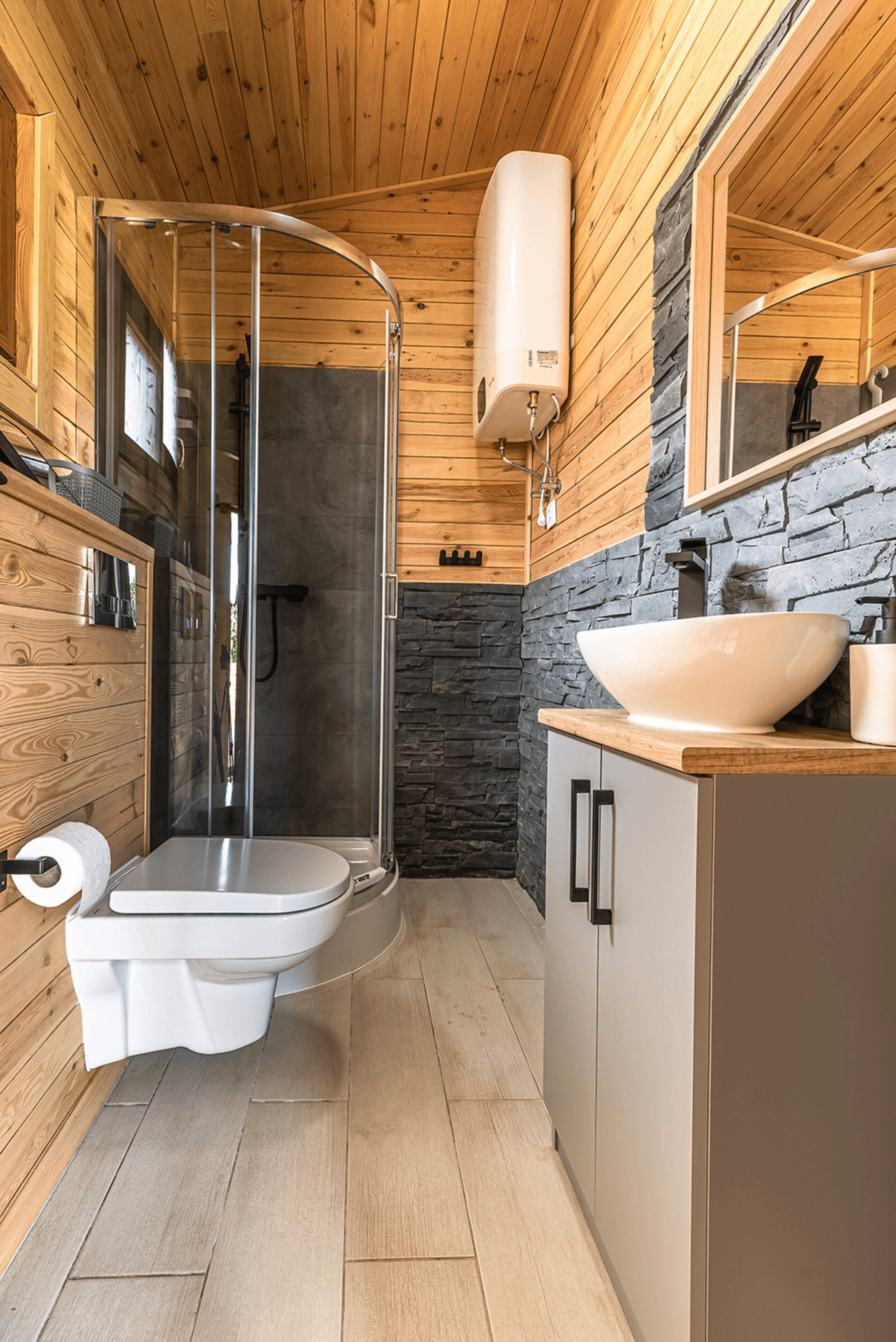 House | Bathroom