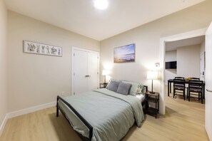 1 bedroom, iron/ironing board, WiFi, bed sheets