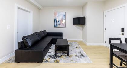 Delta Luxury 1BR Guest Suite Private Retreat