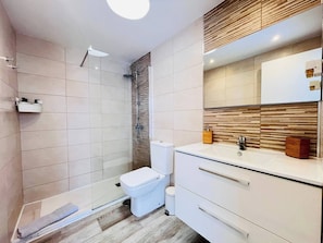 Apartamento, 1 quarto, para fumantes, terraço | Banheiro