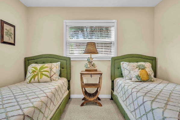 2 bedrooms, iron/ironing board, travel cot, WiFi