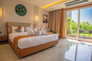 Executive Deluxe Hill View | Hypo-allergenic bedding, in-room safe, individually decorated, desk - AMARTARA THE RESORT (Abu Road)