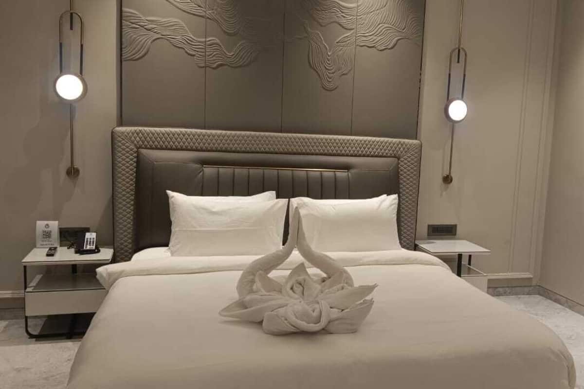 Rohini 01 Villa Garden View