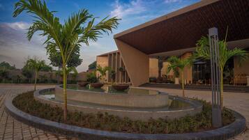 Fachada de la propiedad