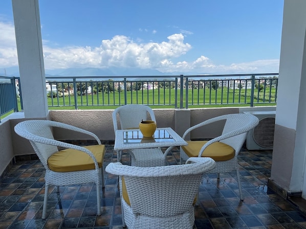 Executive Suite, Balcony, Mountain View | Balcony view