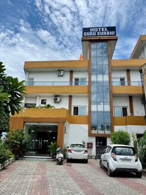 Depan hartanah