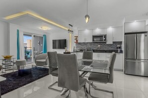 Imagen sin descripción, 5 de 25, botón