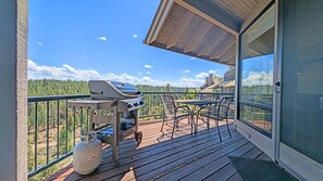 Condo, 2 Bedrooms | Outdoor dining