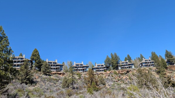 Condo, 2 Bedrooms | Exterior