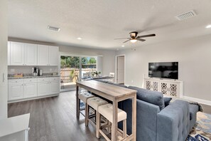 TV - 6506 N 22nd St Summar (Tampa)