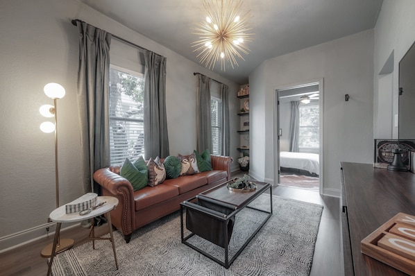 1 غرفة نوم وواي فاي وملاءات أسرّة