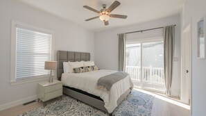 4 bedrooms, WiFi, bed sheets