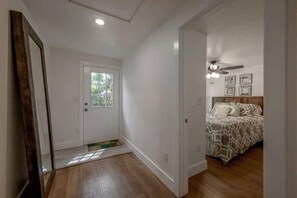 4 bedrooms, WiFi, bed sheets