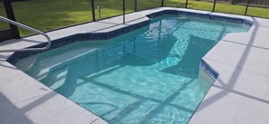 Outdoor pool - Charming 3-bedroom house with Pool in Pinellas Park (Pinellas Park)